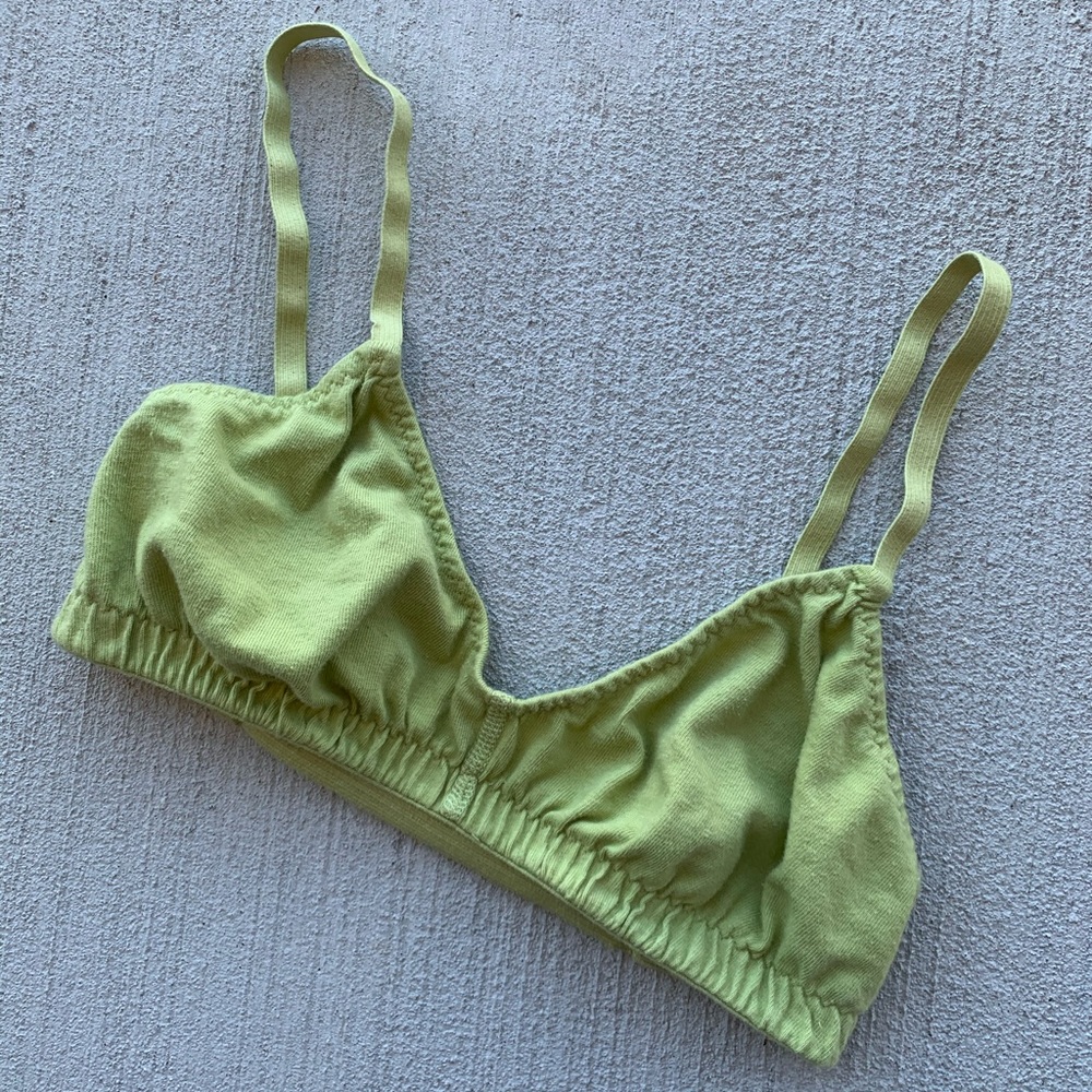 Pansy Co bra